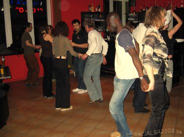 Salsa in Konstanz: Divan